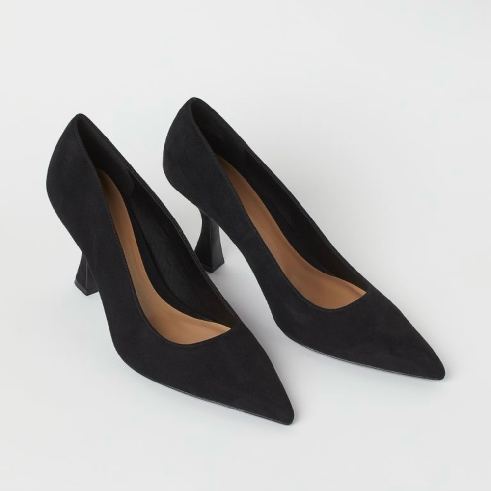 H&M Black Faux Suede Pointed Toe Pumps